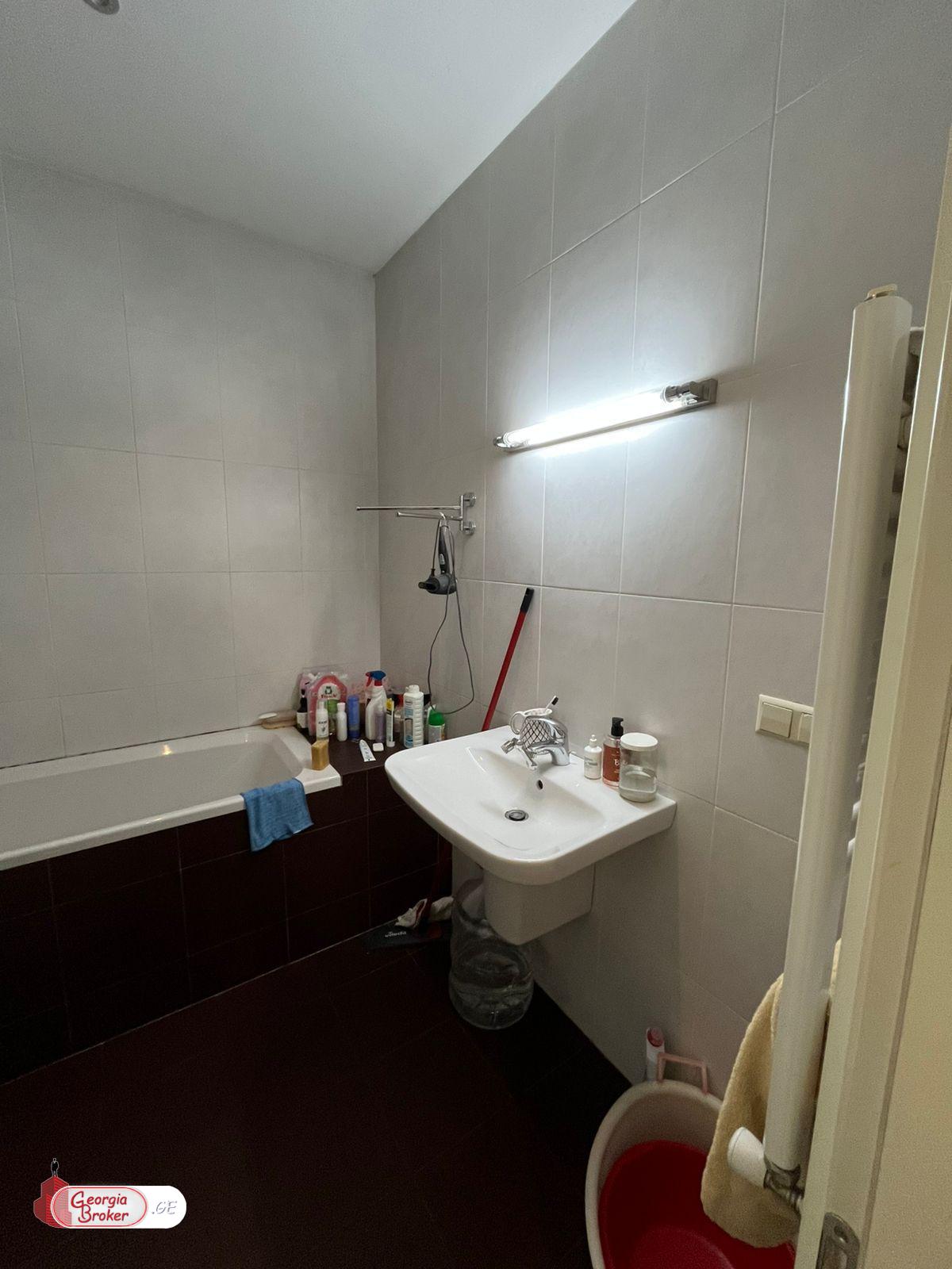 nearly repaired 5-room apartment for sale